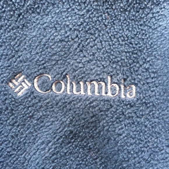 Columbia Sweatshirt - Picture 2 of 3